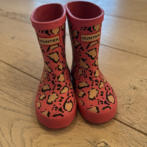 Youth Girl's Hunter First Classic Leopard Print Rain Boots Pink lil girl UK 4. - Picture 6 of 6
